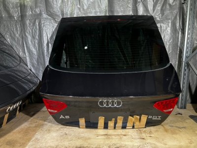 Крышка багажника AUDI A5 2010 8T5