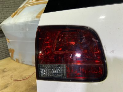 Фонарь VOLKSWAGEN TOUAREG 2007 7L