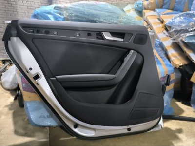Обшивка двери AUDI A5 2011 8T5