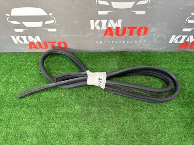 Уплотнитель проема двери Kia Rio 3 HB 2013