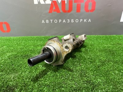 Главный тормозной цилиндр Kia Ceed SW 2011 ED