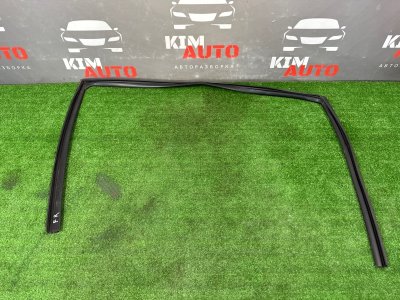 Уплотнитель стекла перед. прав. направляющий Kia Picanto 2 2011