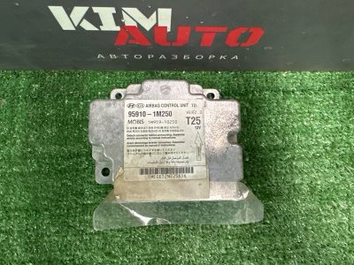 Блок управления подушками безопасности Kia Cerato 2 TD 2011