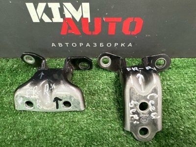 Петли двери Kia Ceed SW 2011 ED