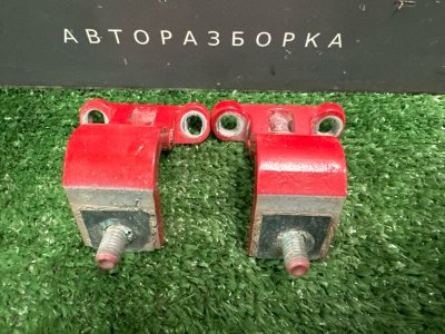 Петли крышки багажника Skoda Fabia 2 2012 HB