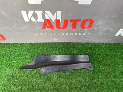 Кожух замка двери Kia Rio 3 HB 2013