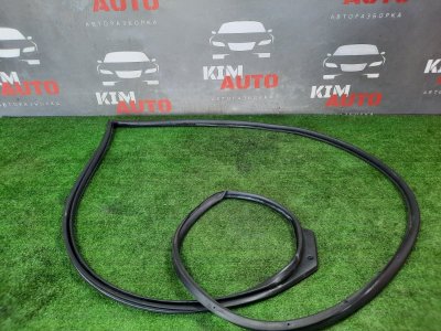Уплотнитель двери Kia Rio 3 2013 HB