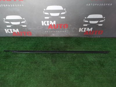 Уплотнитель стекла передний правый наружный(Бархотка) Kia Rio 3 2013 HB
