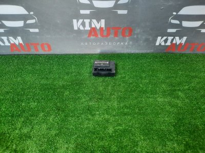Блок управления дверью Audi A6 quattro 2007 C6