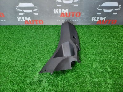 Накладка стойки нижняя Ford Focus 3 2013