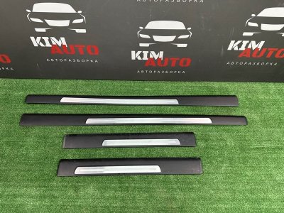 Накладка порога наружная Audi A6 quattro 2007 C6