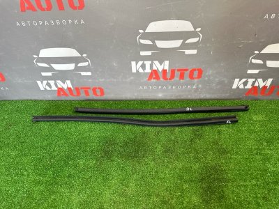 Уплотнитель стекла(бархотка) внутренний Hyundai ix35 2011