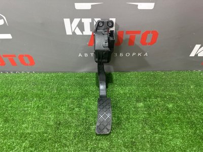 Педаль газа электронная Audi A6 quattro 2007 C6