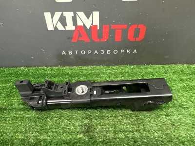 Механизм регулировки ремня безопасности Skoda Octavia 2014 A7