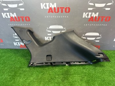 Накладка задней стойки Hyundai ix35 2011
