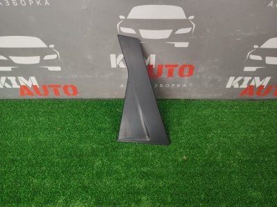 Накладка задней двери Lada X-Ray Cross 2022