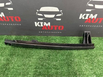 Направляющая стекла двери Hyundai Elantra 4 HD 06-11 2007