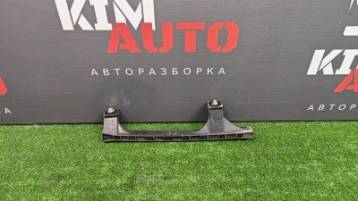Направляющая стекла двери Hyundai ix35 2012