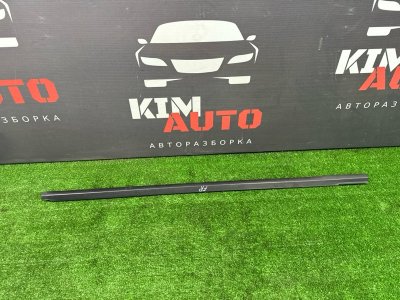Уплотнитель стекла наружный (Бархотка) Kia Ceed 1 HB 2012 ED