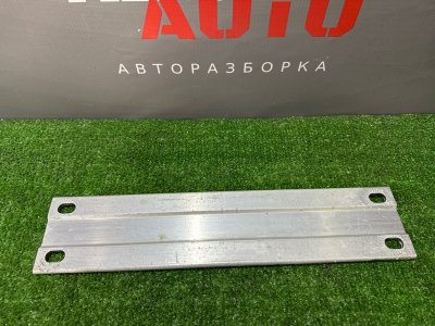Кронштейн кузова Audi A6 quattro 2007 C6