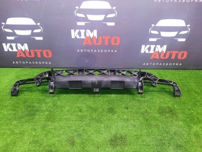 Кронштейн заднего бампера Audi Q7 2007 4L