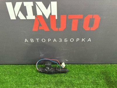 Активатор замка двери Renault Logan 2014