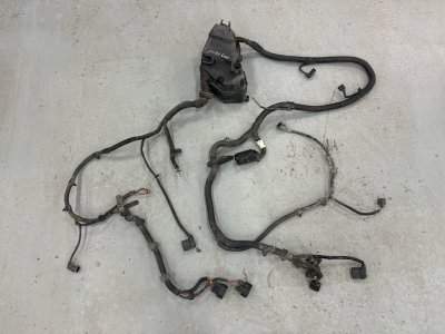 Проводка моторного отсека с блоком предохранителей Audi Q7 2007 4L