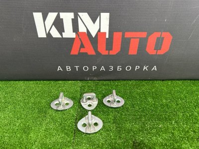 Ответная часть замка двери Hyundai i30 2012 SW