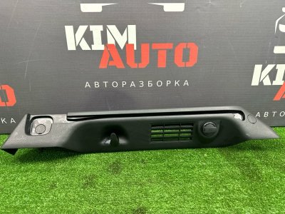 Направляющая шторки багажника Hyundai i30 2012 SW