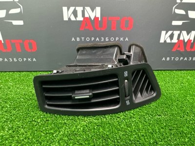 Дефлектор отопителя правый Kia Ceed 1 HB 2012 ED