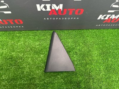 Накладка двери треугольник Kia Cerato 4 2019 BD