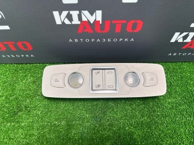 Плафон подсветки салона Audi Q7 2007 4L