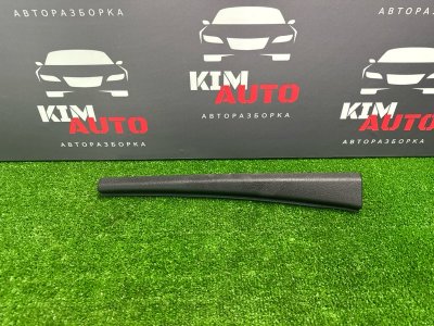 Накладка стойки нижняя Audi Q7 2007 4L