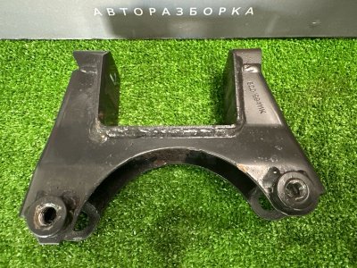 Кронштейн опоры двигателя Skoda Fabia 2 2011 HB