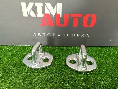 Ответная часть замка двери Kia Rio X 2021