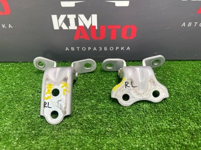 Петли двери Kia Rio 3 2017 QB