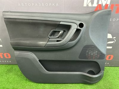 Обшивка двери Skoda Fabia 2 2011 HB
