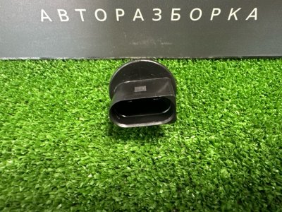 Датчик уровня омывающей жидкости Skoda Rapid 2016