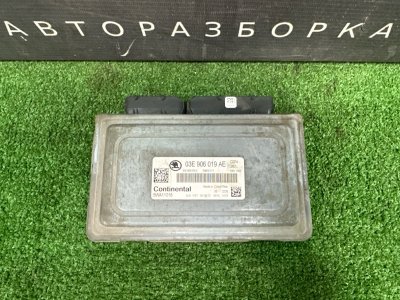 Блок управления двигателем Skoda Fabia 2 2011 HB