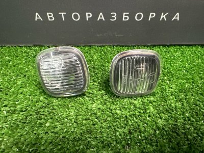 Повторитель поворота в крыло Skoda Rapid 2016