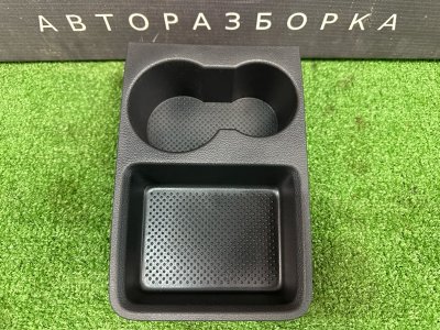 Подстаканник Skoda Rapid 2016
