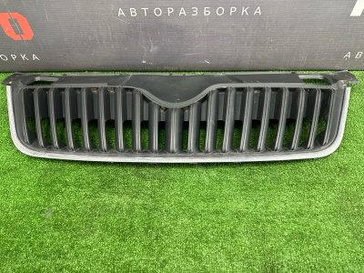 Решетка радиатора Skoda Fabia 2 2011 HB