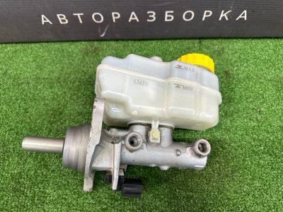 Главный тормозной цилиндр Skoda Rapid 2016