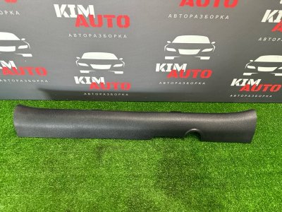 Накладка порога внутренняя Kia Rio X 2021