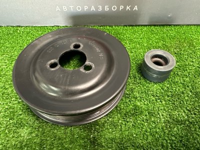 Шкив помпы Skoda Fabia 2 2011 HB