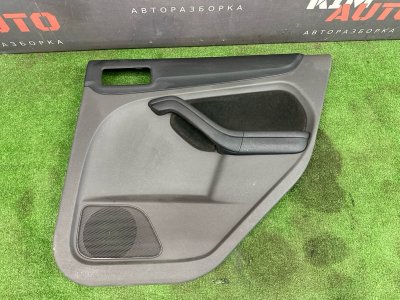Обшивка двери Ford Focus 2 2007 HB