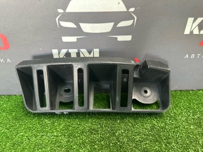 Крепление бампера Skoda Rapid 2016