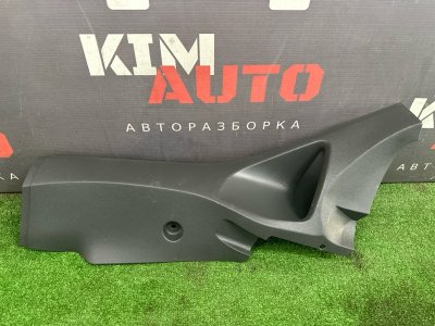 Накладка стойки нижняя Ford Focus 2 2007 HB