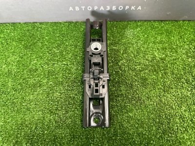 Механизм регулировки ремня безопасности Skoda Rapid 2016