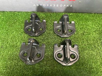 Ответная часть замка двери Ford Focus 2 2007 HB